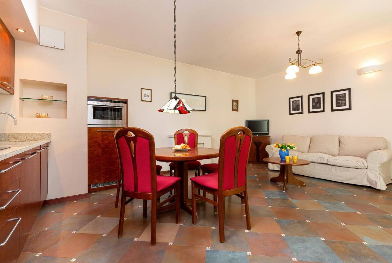 Apartments Mokotow Obrzezna By Noclegi Renters Варшава Екстер'єр фото